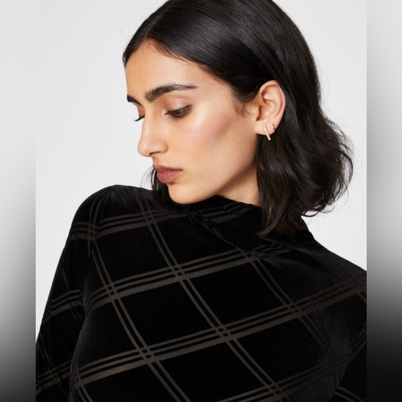 Club Monaco Julie Burnout Turtleneck - Picture 3 of 3